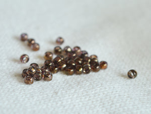 7/0 Czech Matubo Seed Beads Senegal Brown Violet